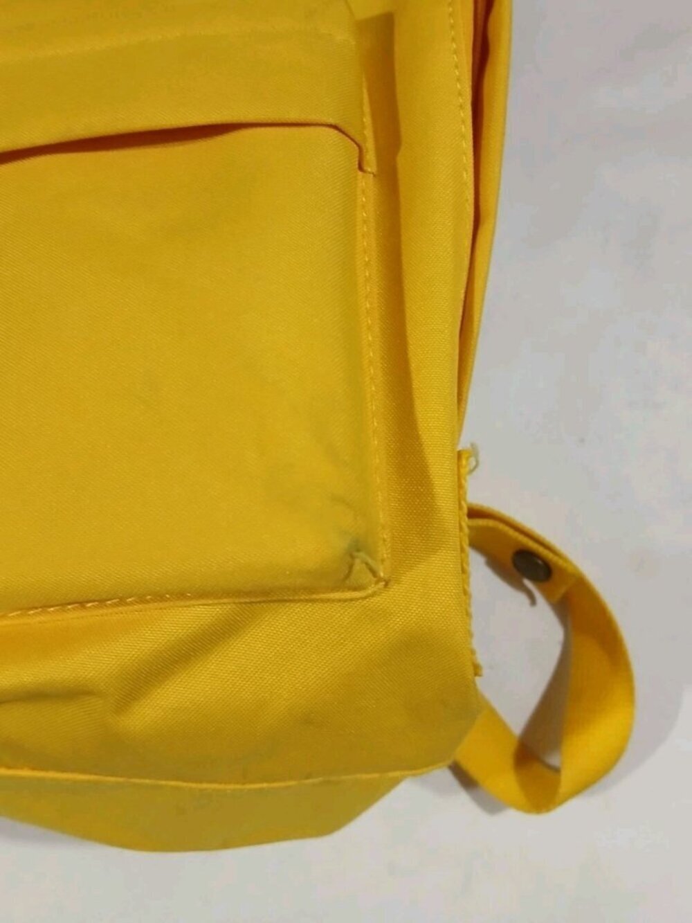 Fjallraven Kanken Classic Backpack - Picture 5 of 15